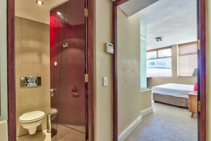 2 Bedroom Property for Sale in Cape Town City Centre Western Cape
